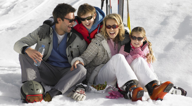 Occhiali da sole sulla neve - MultiMedica